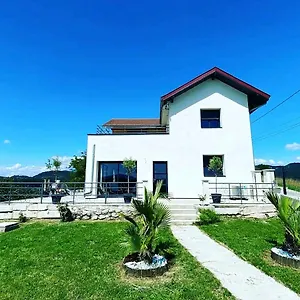 villa-avec-vue-belley.hotels-rhonealpes.com/